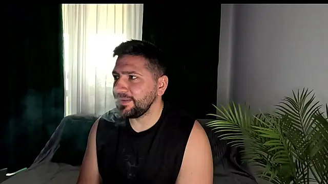 Gold_Alpha_Boy webcam