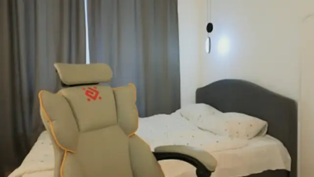 Watch yourrdanceteacher live on EroticFlix - High definition streams