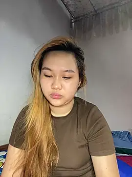 Almira6868 webcam