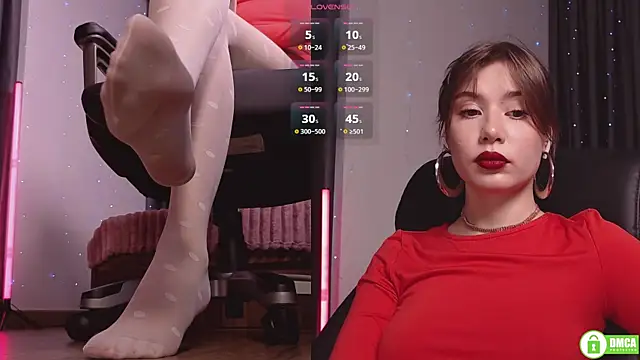 WendyyEmily live cam on StripChat