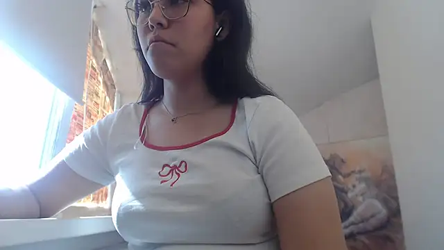 Anda_here live cam on StripChat