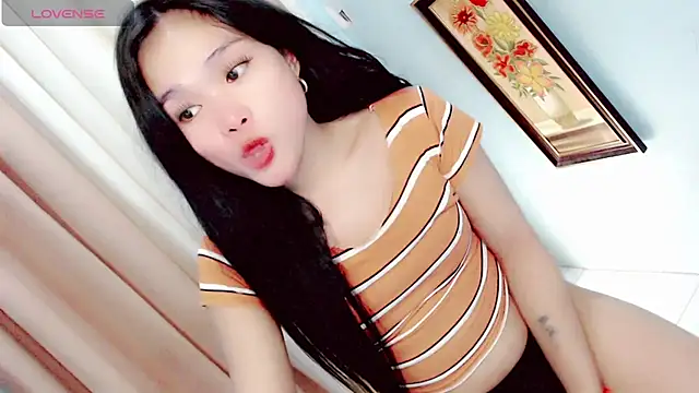 Littleslutty_baby webcam
