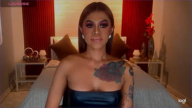 stellastrong30 - StellaStrong30's free webcam - UK Sex Cams