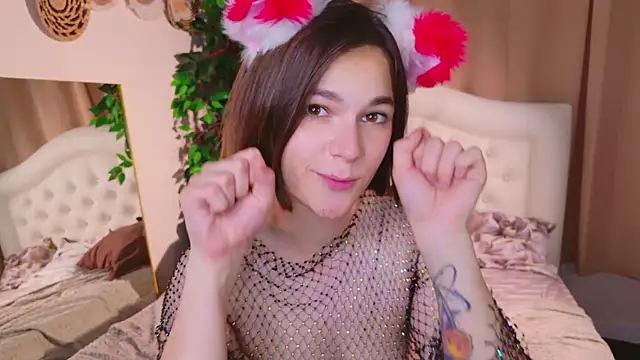 Emi_Mi_ webcam