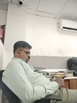 Desi_Lodo_Gujju_Boy webcam