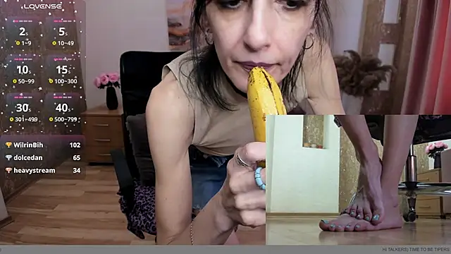 Dana_Haliti webcam