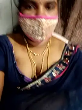 Tamil-shivani95 live cam on StripChat