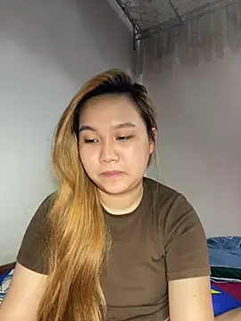 Almira6868 webcam