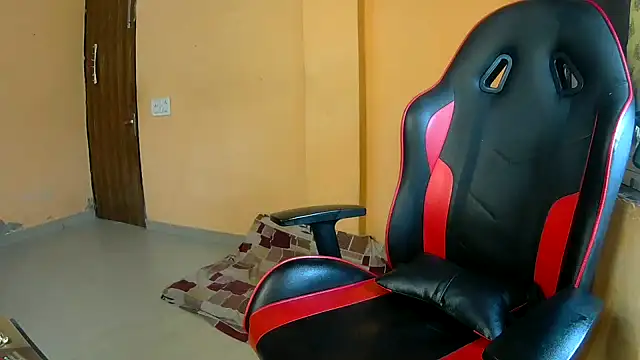 callmeshreya webcam