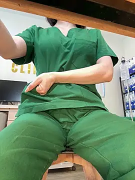 Secretly_masturbating
