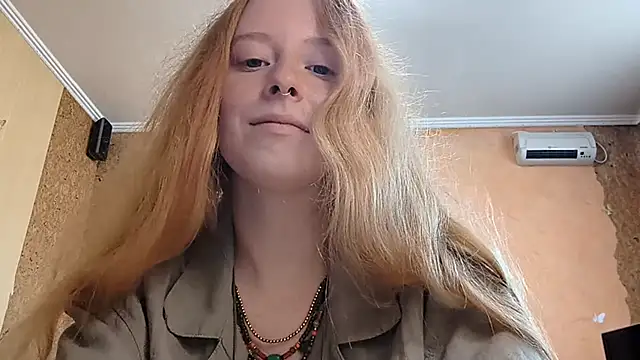 KateVibe_01 webcam