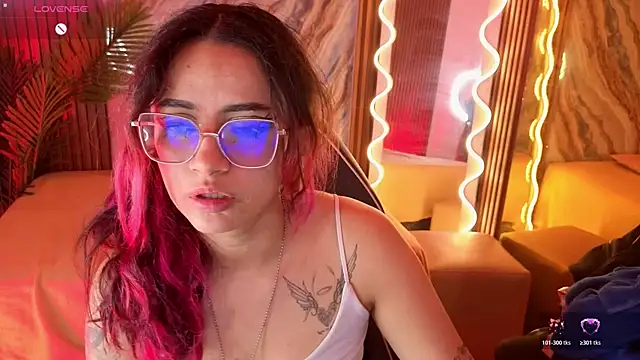 kristen_tay webcam
