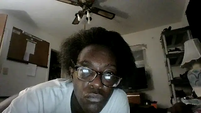 AcademicHuman67 webcam