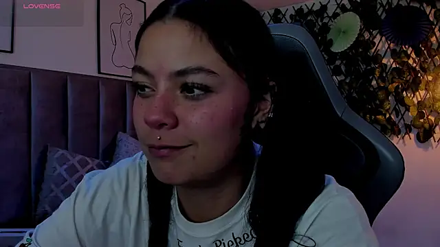 Kikii_1 webcam