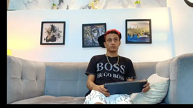 KING_BOYS2026 webcam