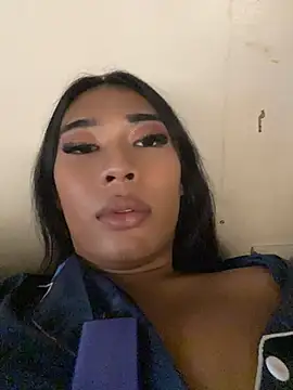 hugecock_tamira - Hugecock_tamira's free webcam - UK Sex Cams