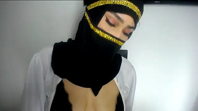 fox_loves - Fox_Loves's free webcam - UK Sex Cams