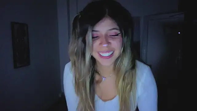 Watch NATAASHA___ live on EroticFlix - High definition streams