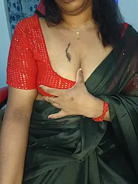 Watch Malluivaniya live on EroticFlix - High definition streams