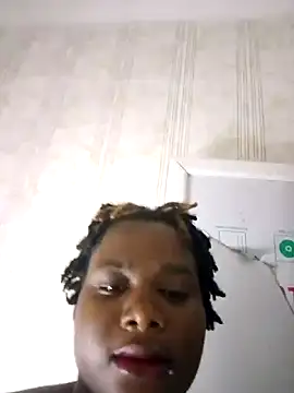 Obolo12 live cam