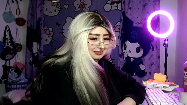 lussyevans24 webcam