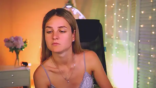 DeboraLarson webcam