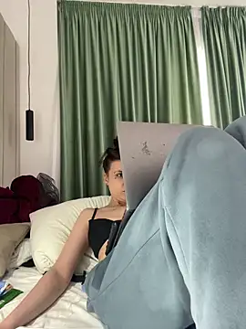 bunnythetailor webcam