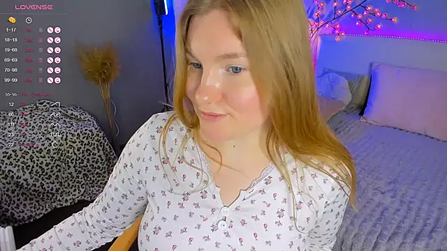 AshleyJoness webcam