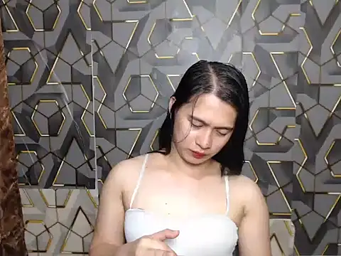 ur_asianpretty webcam