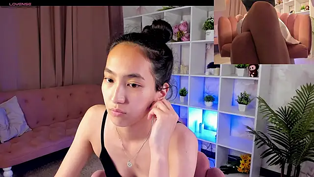 FlirtyAura webcam
