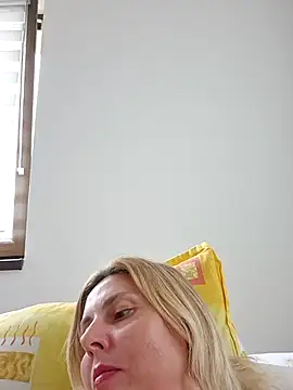 Amelia9798 webcam