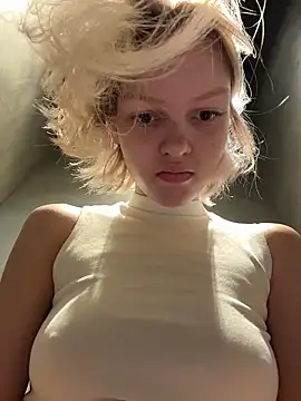 AshleyMur webcam