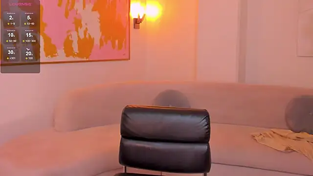 RebeccaWest webcam