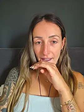 Watch NicoleKaiser live on EroticFlix - High definition streams