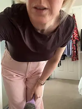 Laylaskyexx webcam