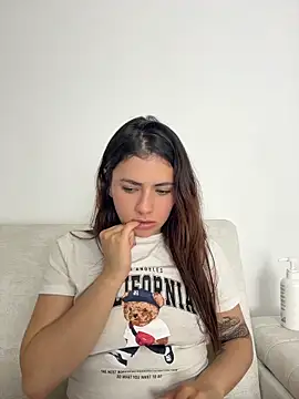 EmilyCxx webcam