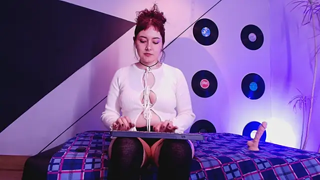 Allissa_Noir webcam