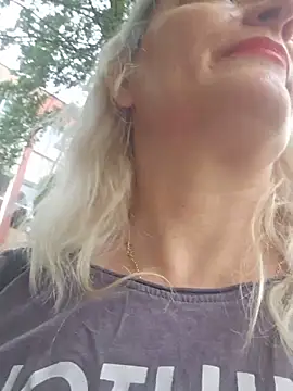 LadyTouch webcam