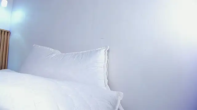 Sarita__Gomez webcam