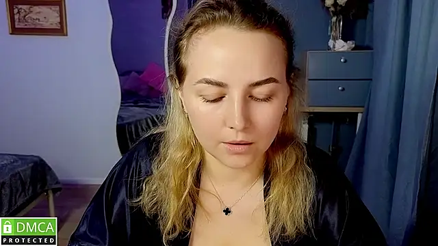 Mira_Mermayd webcam
