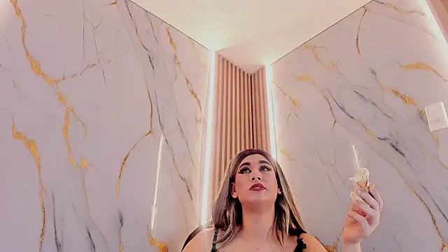 Marian_Cristal webcam