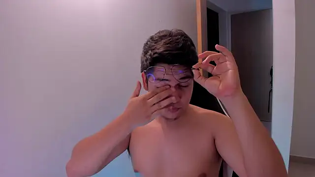 Asta_YunoXXX webcam