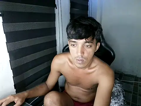 RowyCam live cam on StripChat