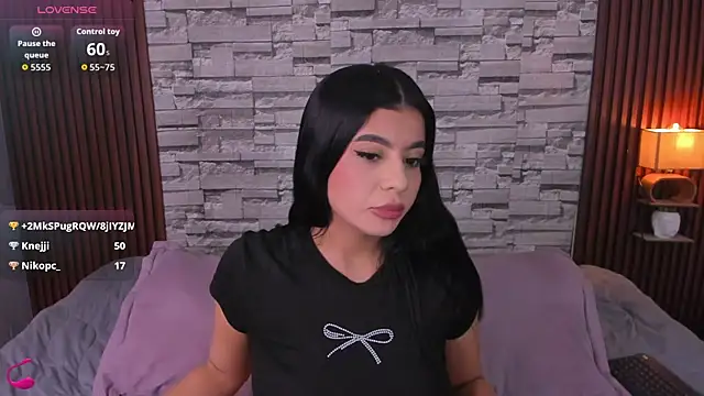 sophia_deluxe18 webcam