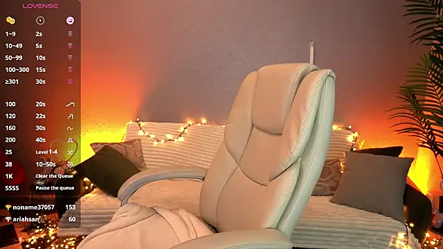 evilune - EviLune's free webcam - UK Sex Cams