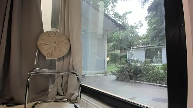 ScarletFlameee webcam