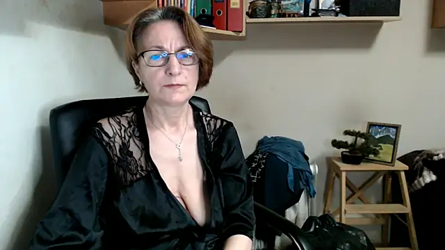 katemodel webcam