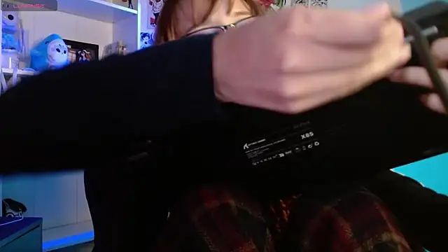 CelesteAyase webcam