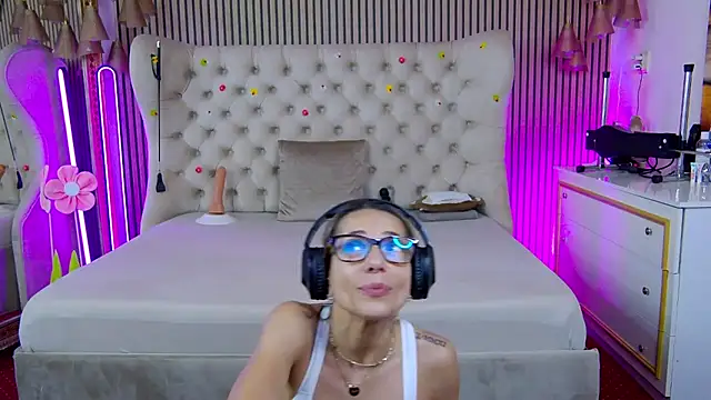 PlayfulShow
