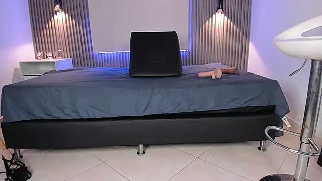 zafiiraa (F young) - spit in my pussy